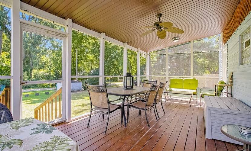 Enchanting dog-friendly home w/ grill, firepit, full kitchen, & washer/dryer