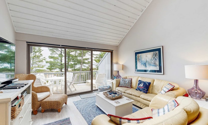 Beautiful beachfront townhouse with deck, water views, community firepit