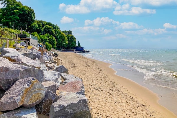 Classic home w/ private hot tub, sauna, & outdoor fireplace - 350 feet to beach