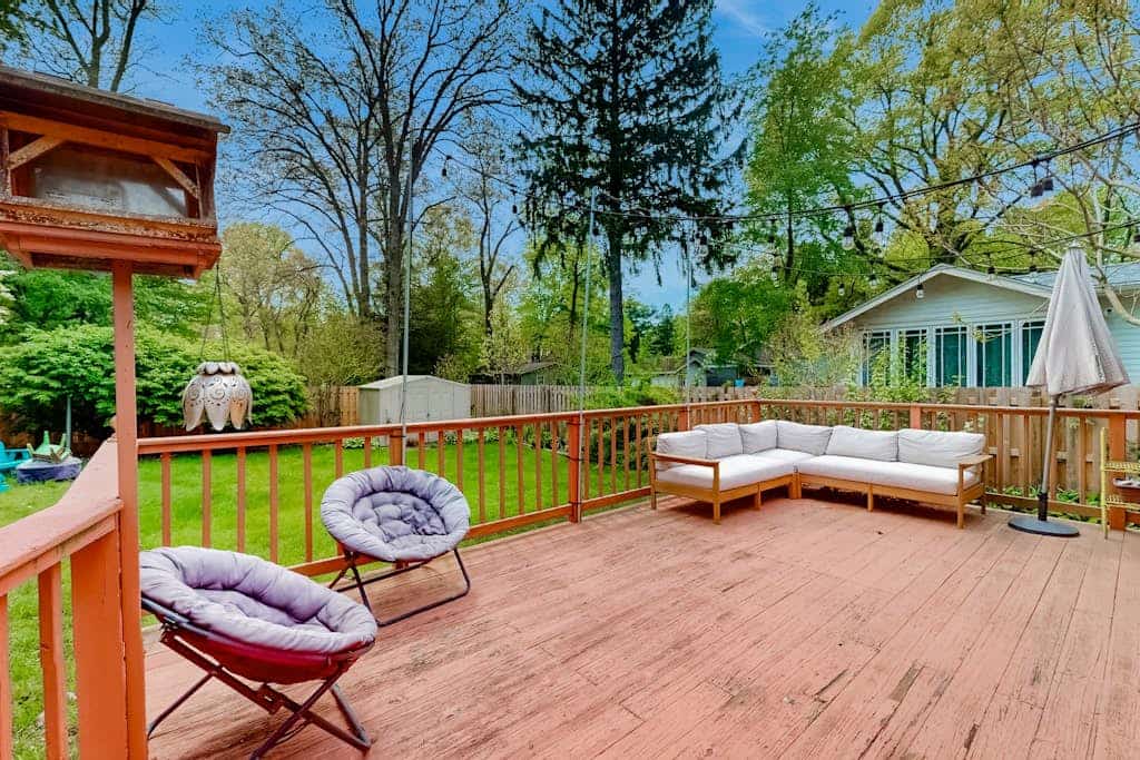 Dog-friendly home in the perfect location with enclosed yard, streaming, & W/D