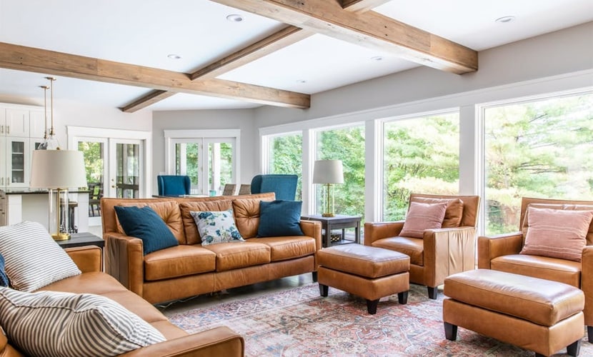 Dog-friendly house with private heated outdoor pool, hot tub & Ping-Pong
