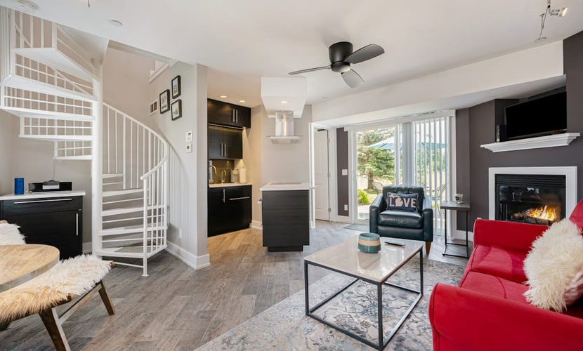Updated condo with well-equipped kitchen, pool, firepits, grill, & gas fireplace