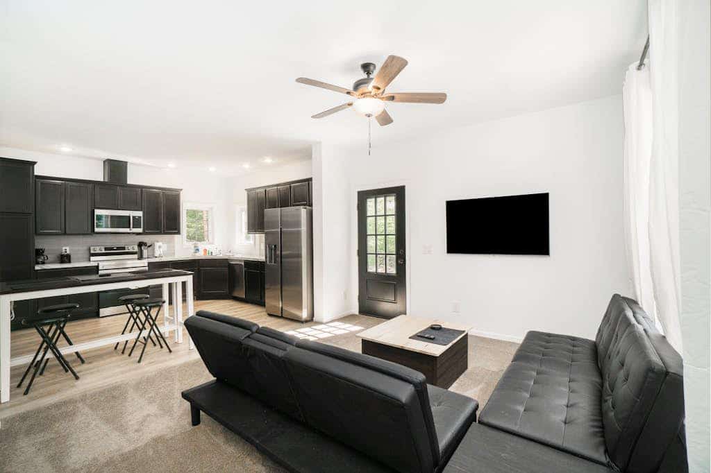 Secluded & contemporary cottage with a washer/dryer, central AC, & firepit