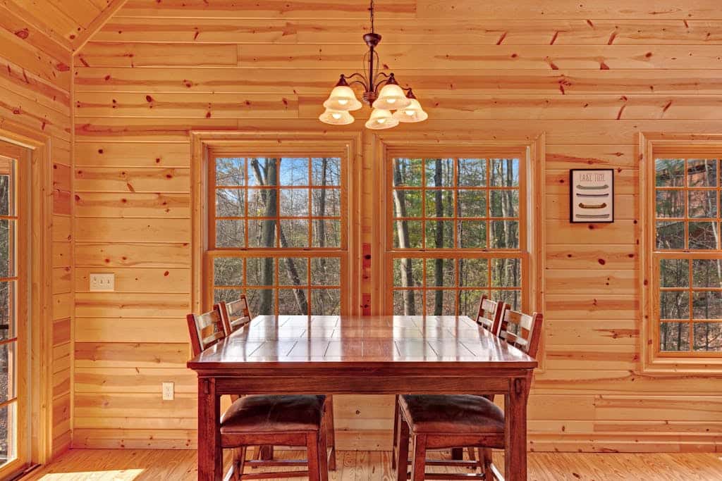 Kingfisher Cove Cabin 28