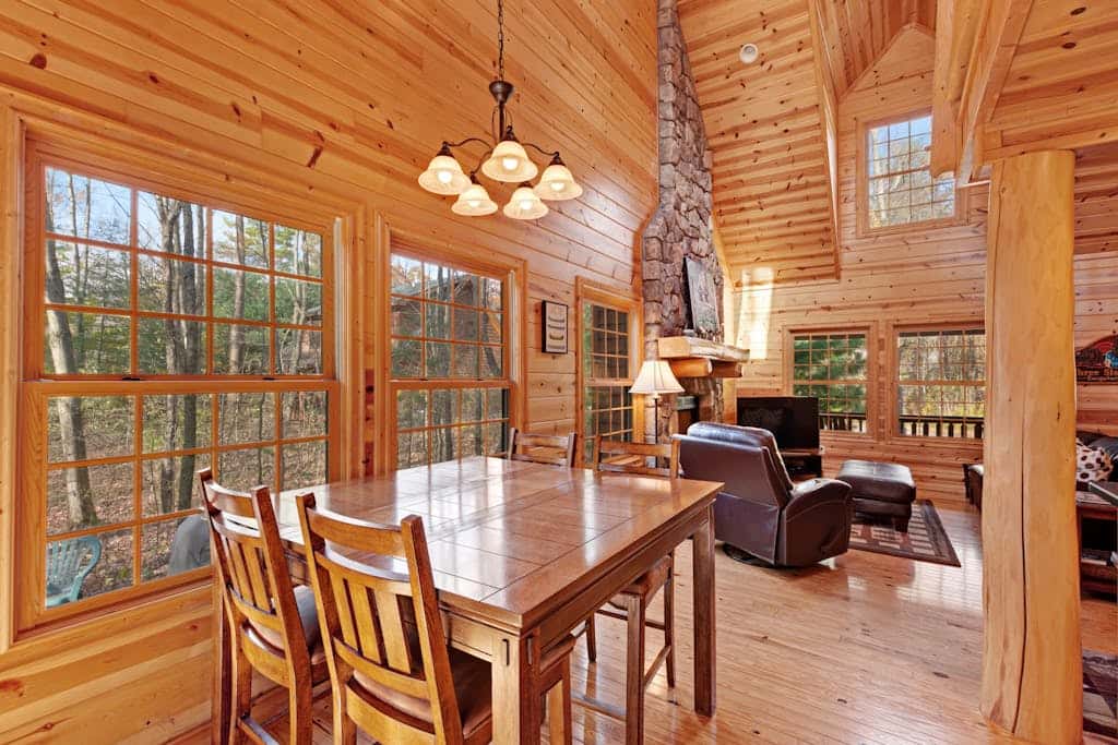Kingfisher Cove Cabin 28