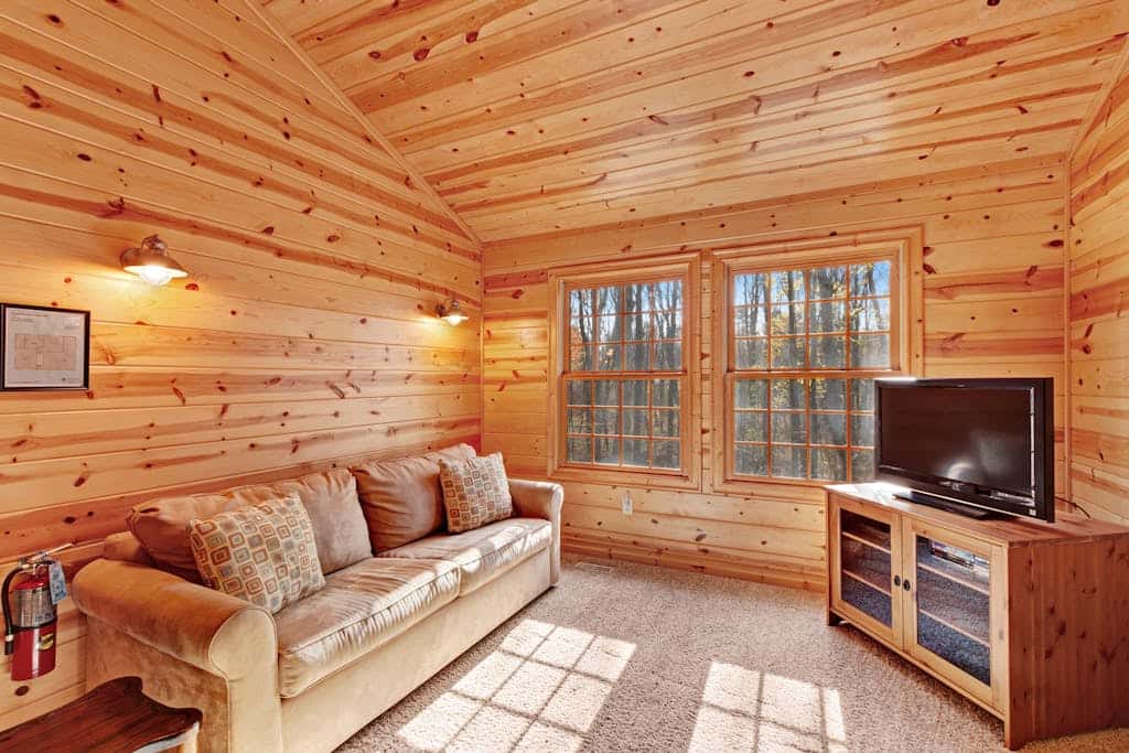 Kingfisher Cove Cabin 28