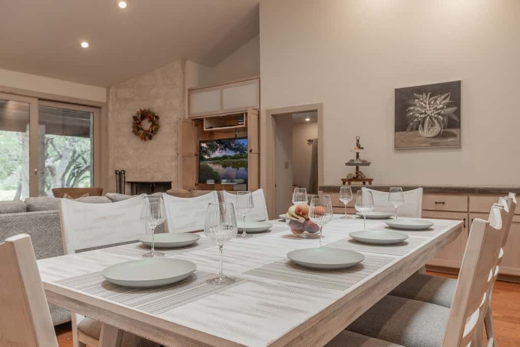 Triple 3 Ranch | Pool, Tennis & Pickleball Retreat