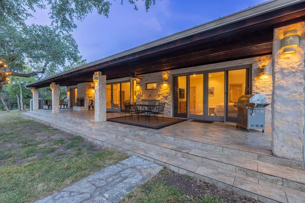 Triple 3 Ranch | Pool, Tennis & Pickleball Retreat