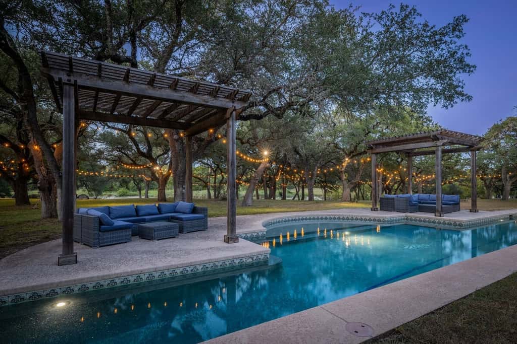 Triple 3 Ranch | Pool, Tennis & Pickleball Retreat