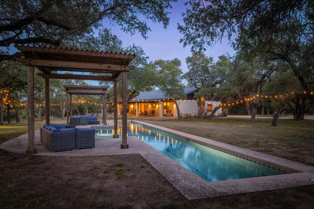 Triple 3 Ranch | Pool, Tennis & Pickleball Retreat