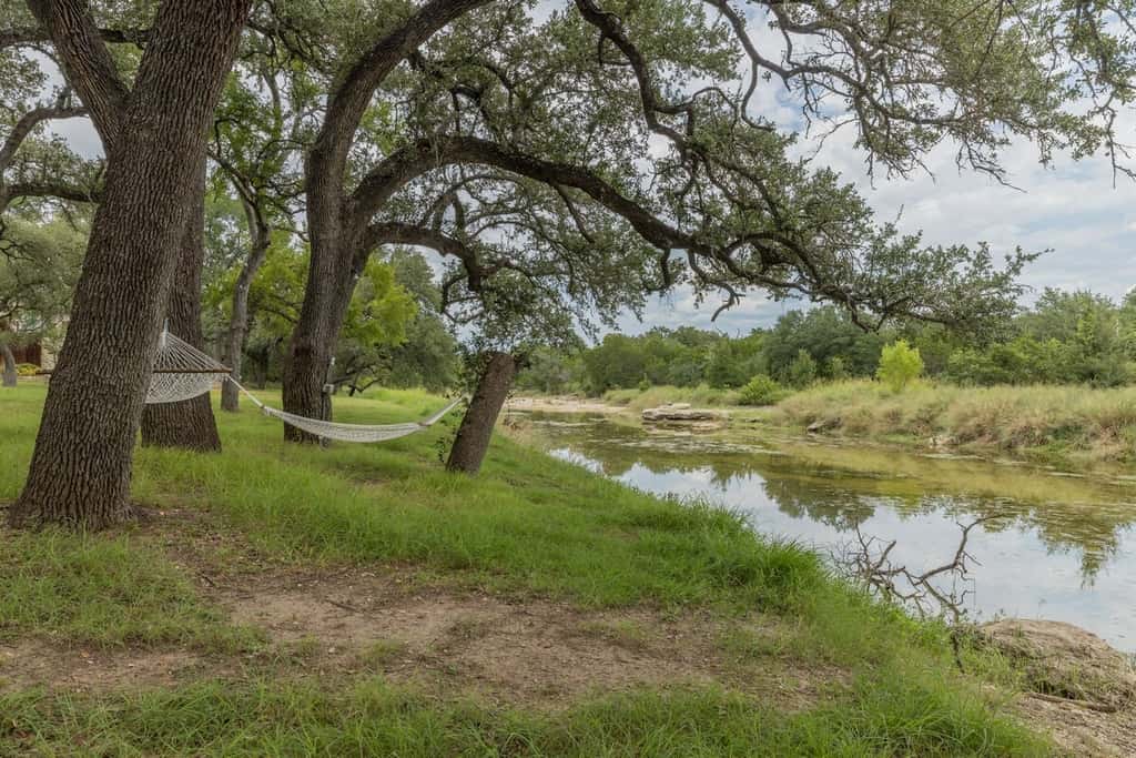 Triple 3 Ranch | Pool, Tennis & Pickleball Retreat