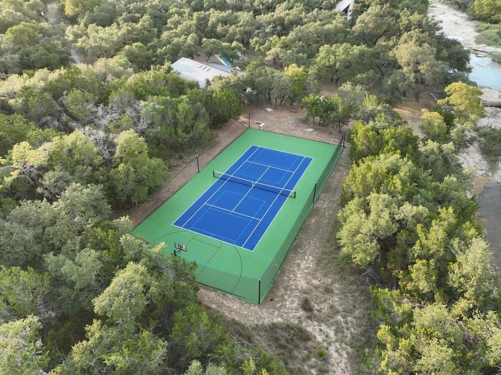 Triple 3 Ranch | Pool, Tennis & Pickleball Retreat