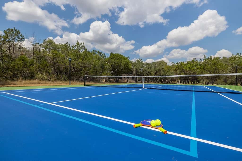 Triple 3 Ranch | Pool, Tennis & Pickleball Retreat