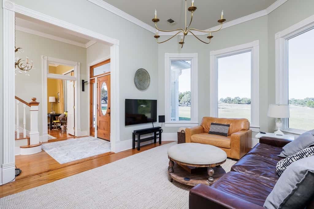 Unique Victorian Estate - The Llama Ranch
