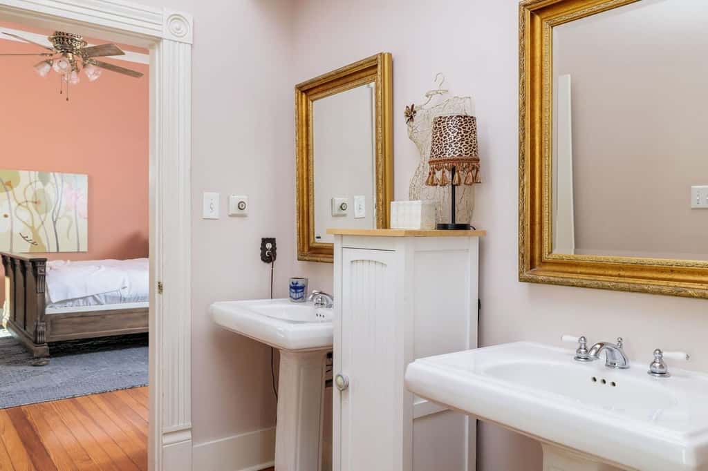Unique Victorian Estate - The Llama Ranch