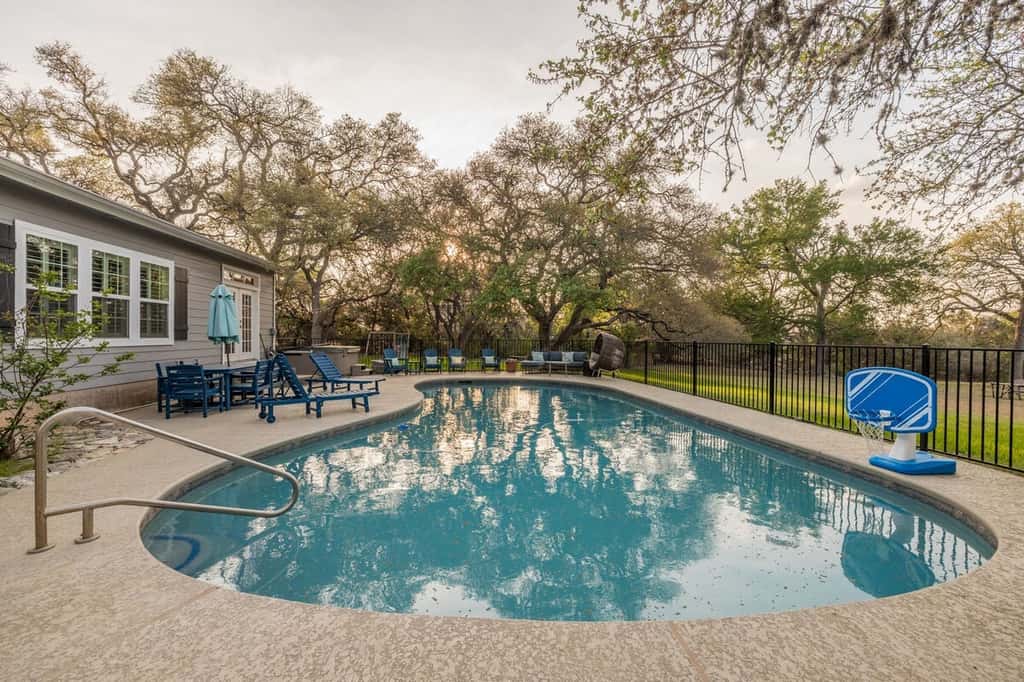 Hill Country Retreat: Pool | Hot Tub | Games