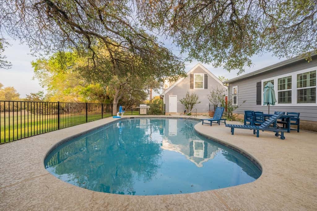 Hill Country Retreat: Pool | Hot Tub | Games
