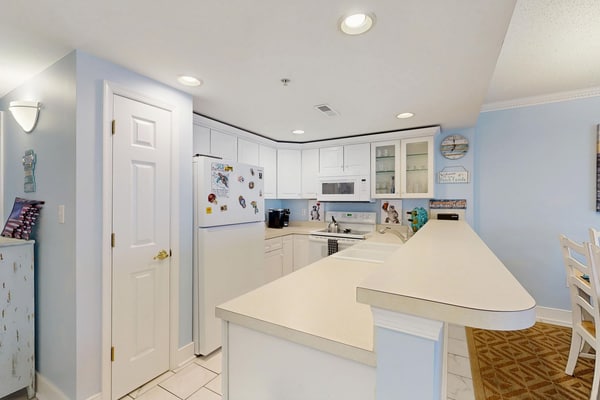 Midtown OC Getaway • Balcony Views • Pool + Dock • 1 Block to the Beach