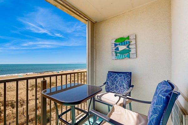 Updated Constellation House Condo w/ Oceanfront Balcony, Walk to Restaurants