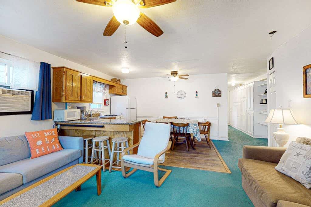 Lovely Vacation Suite in Oceanside Complex Close to Boardwalk w/Free WiFi