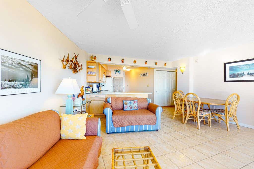 Beautiful condo in ideal oceanfront location w/private W/D, shared pool