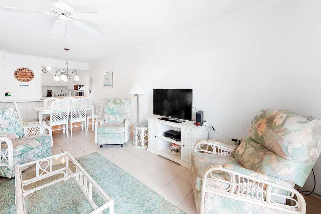 Welcoming Beach Condo w/Shared Olympic Pool, Tennis, Private Balcony, A/C