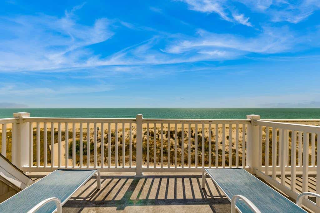 Spacious Beachfront Townhouse w/Deck, Views, Free WiFi, W/D, & More