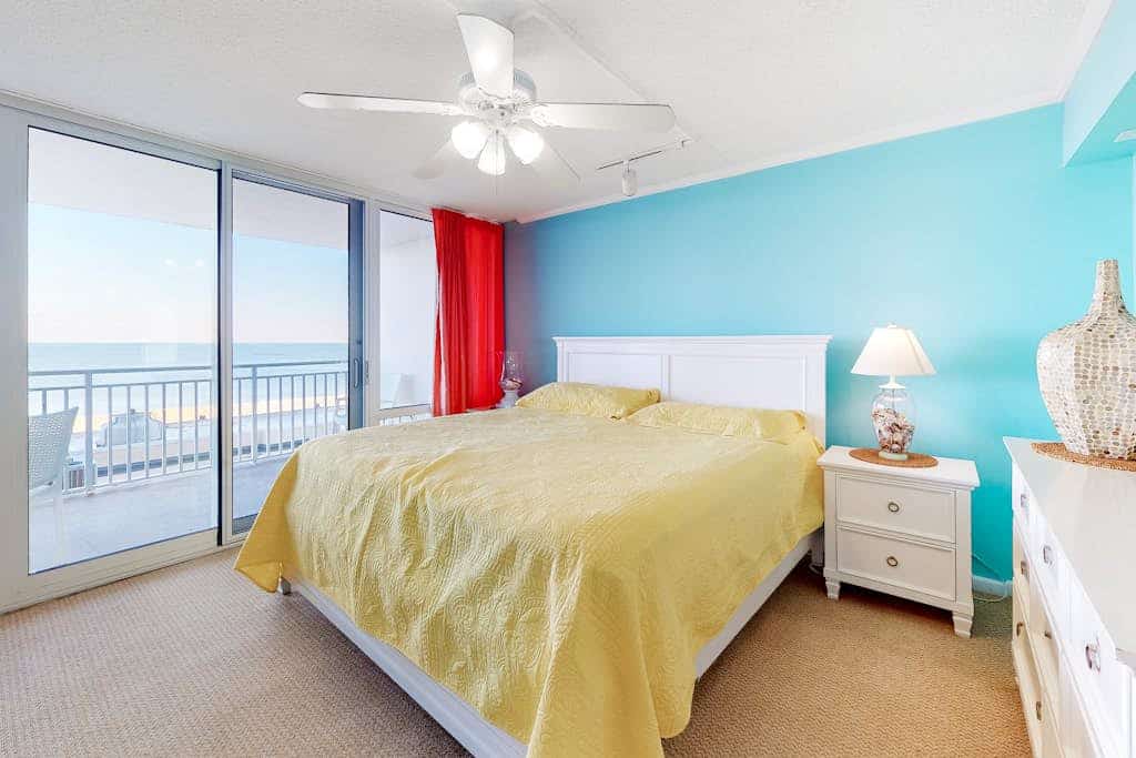 Oceanfront coastal condo with balcony, pools, sauna, gym, A/C, & WiFi
