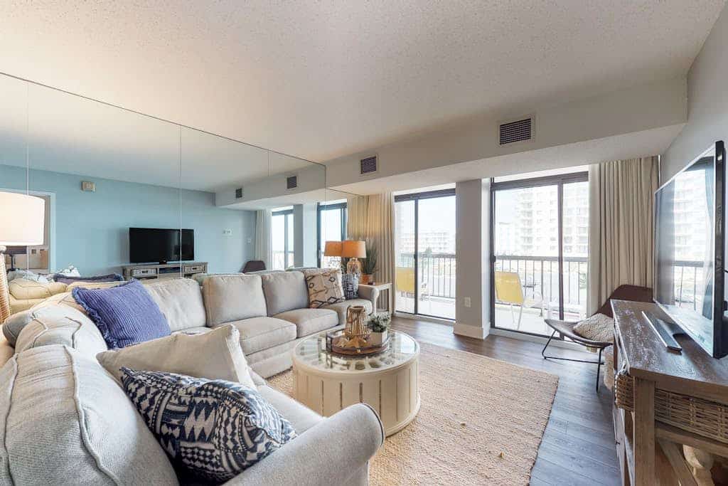 Ocean view condo w/ balcony & shared pool, tennis & game room - steps to beach