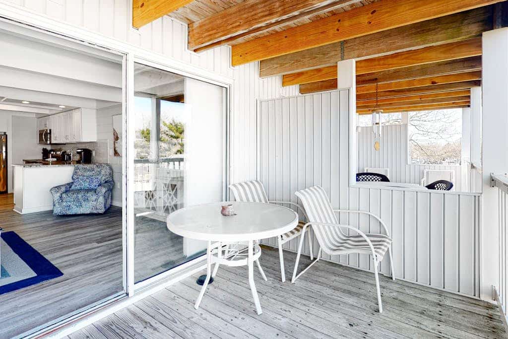 Beachwalk Townhouse w/ AC, Free WiFi, Private W/D, Shared Pool - Near the Ocean