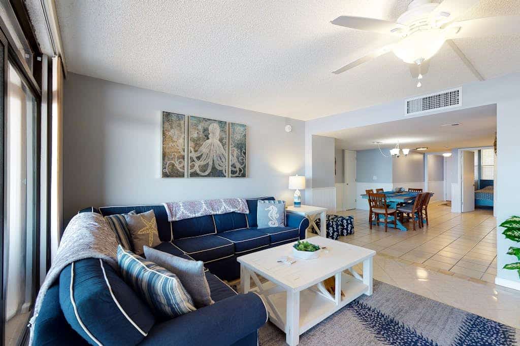 Oceanfront Condo w/ Large Balcony, Beach Views, WiFi & Shared Pool/Tennis