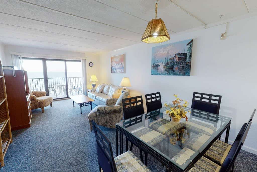 Beachfront Suite w/Ocean Views From Balcony, Free WiFi, Central AC, Private W/D