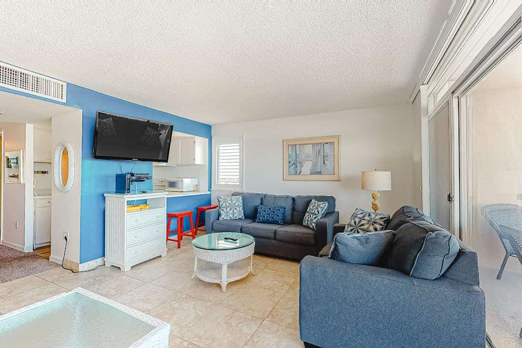 Oceanfront Corner Condo w/ Ocean & Bay Views, Balconies & Shared Pool/Tennis