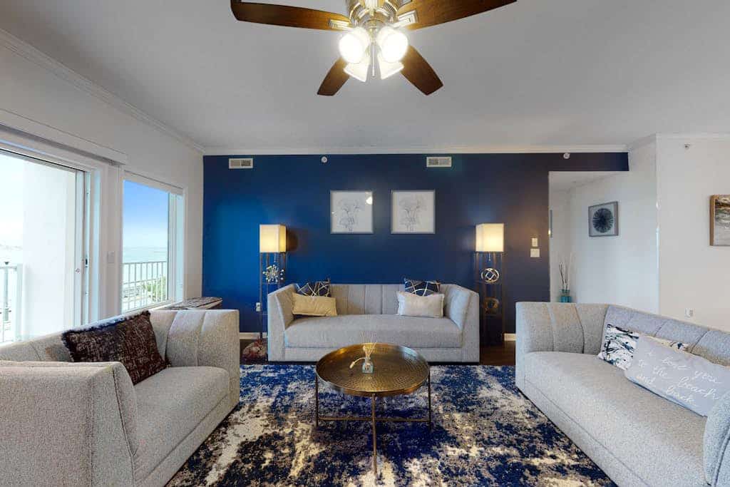 Lovely Condo in Bayfront Location w/Shared Pool, Free WiFi, Private Washer/Dryer