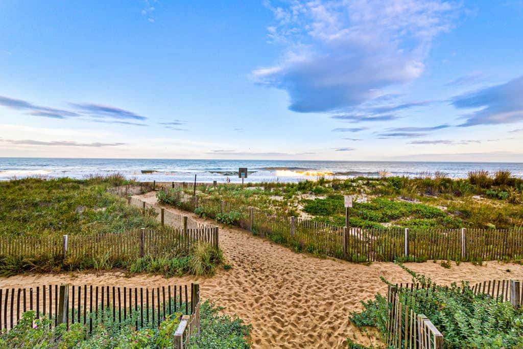 Golden Sands 213