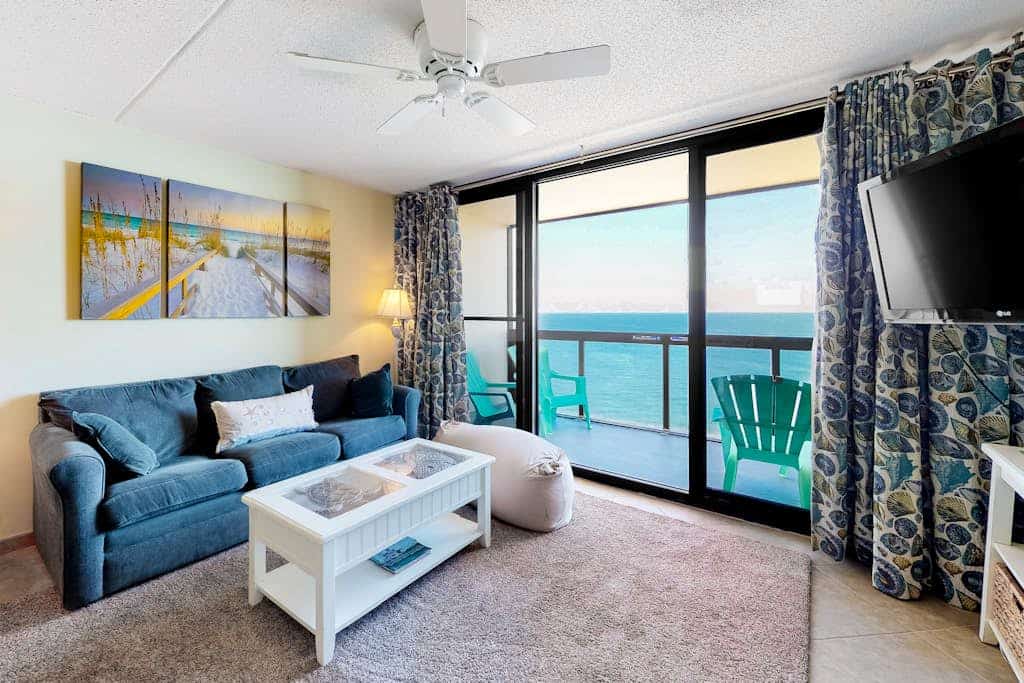 Budget-friendly beachfront condo with balcony, pools, gym & sauna