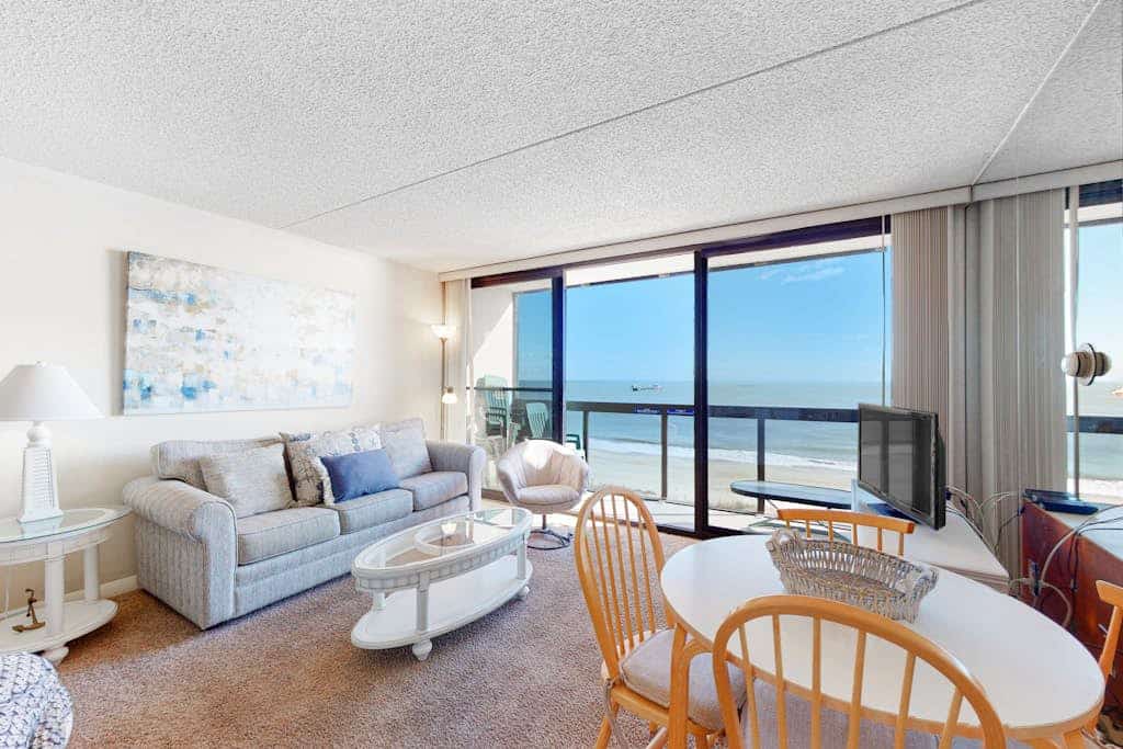 Unbelievable beachfront condo with pools, game room, fitness center & tennis