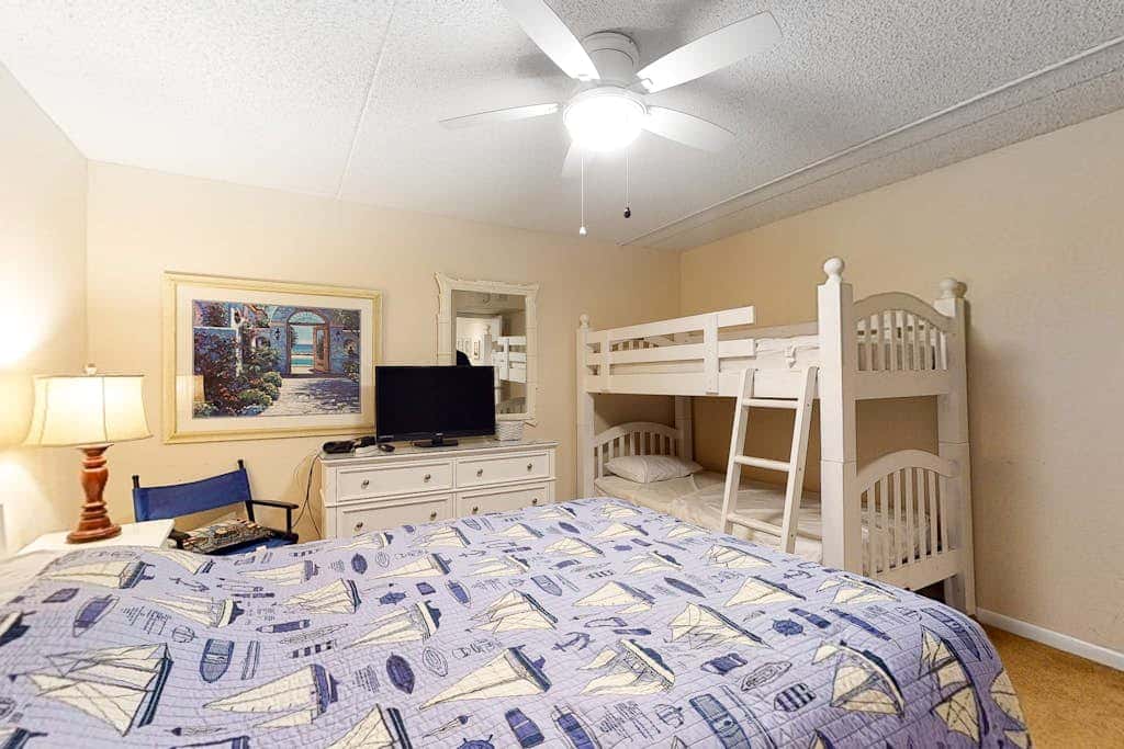Golden Sands 1602
