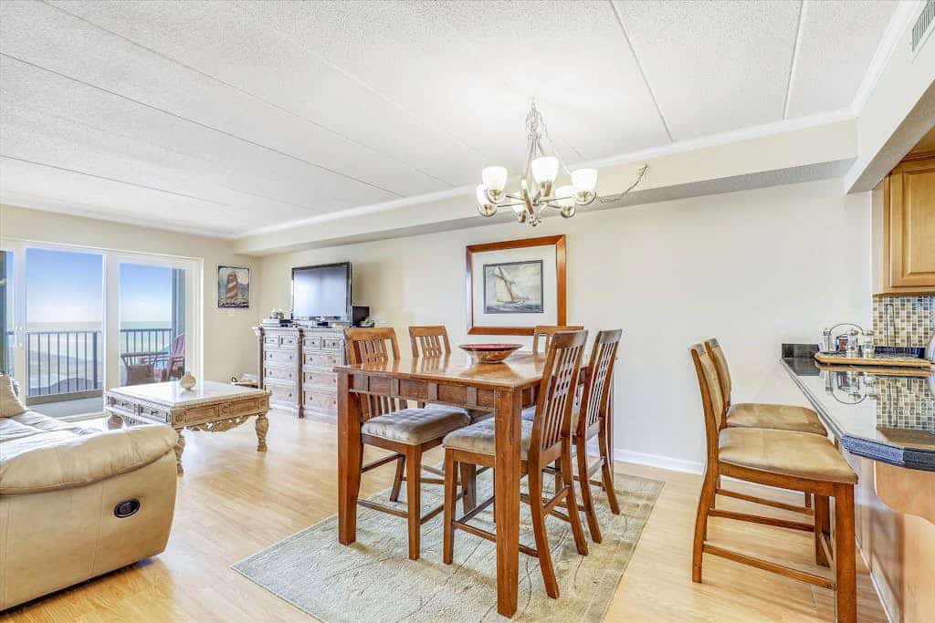 Partial Ocean View Condo w/Private Balcony, Central A/C, Shared Outdoor Pool