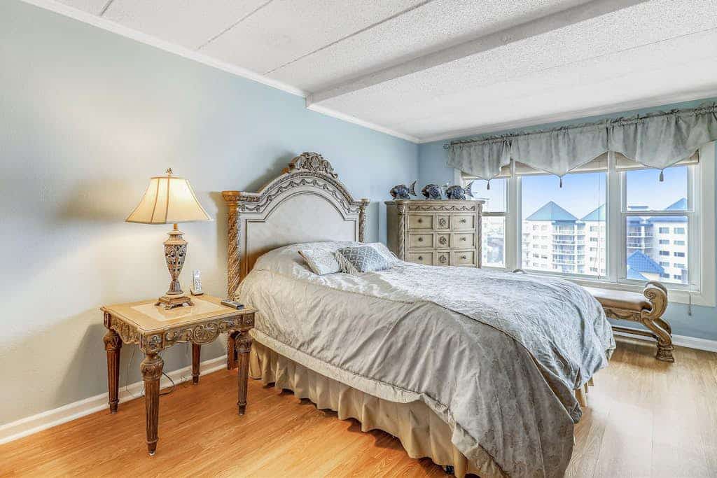 Partial Ocean View Condo w/Private Balcony, Central A/C, Shared Outdoor Pool