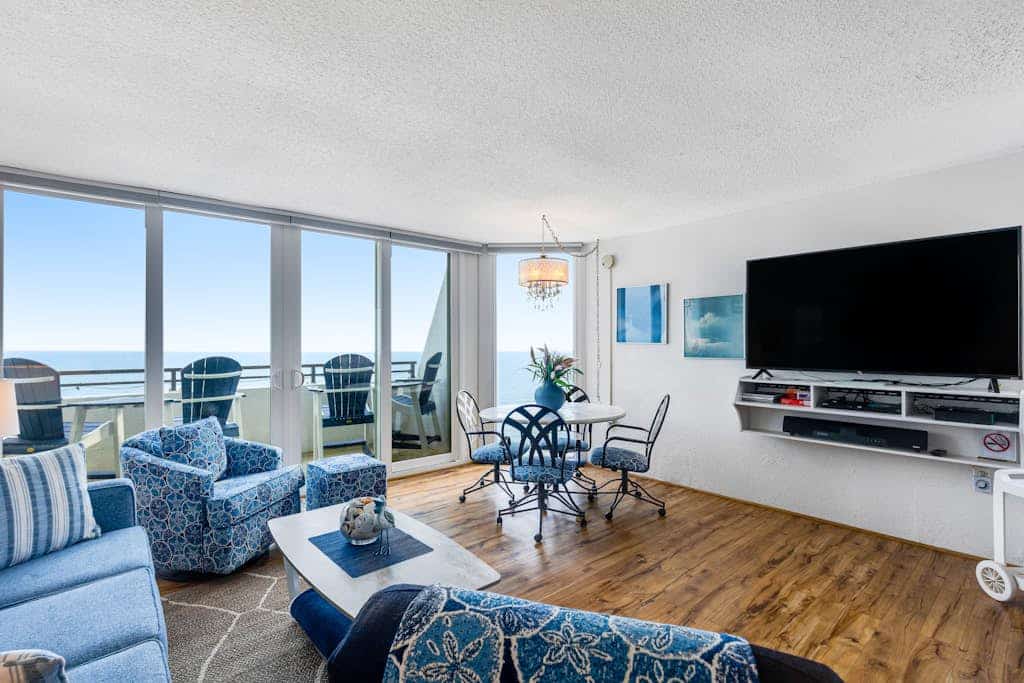 Oceanfront condo with two balconies, amazing views, WiFi, AC, & shared pool