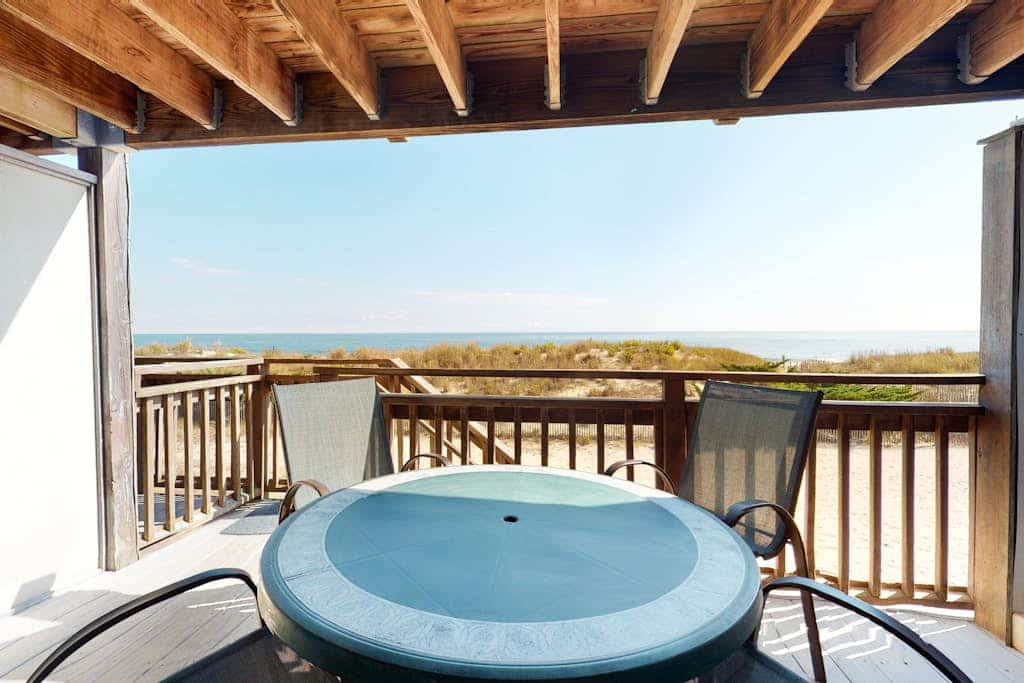 Three-Story Oceanfront Townhouse w/Private Deck, Great Views, Central A/C