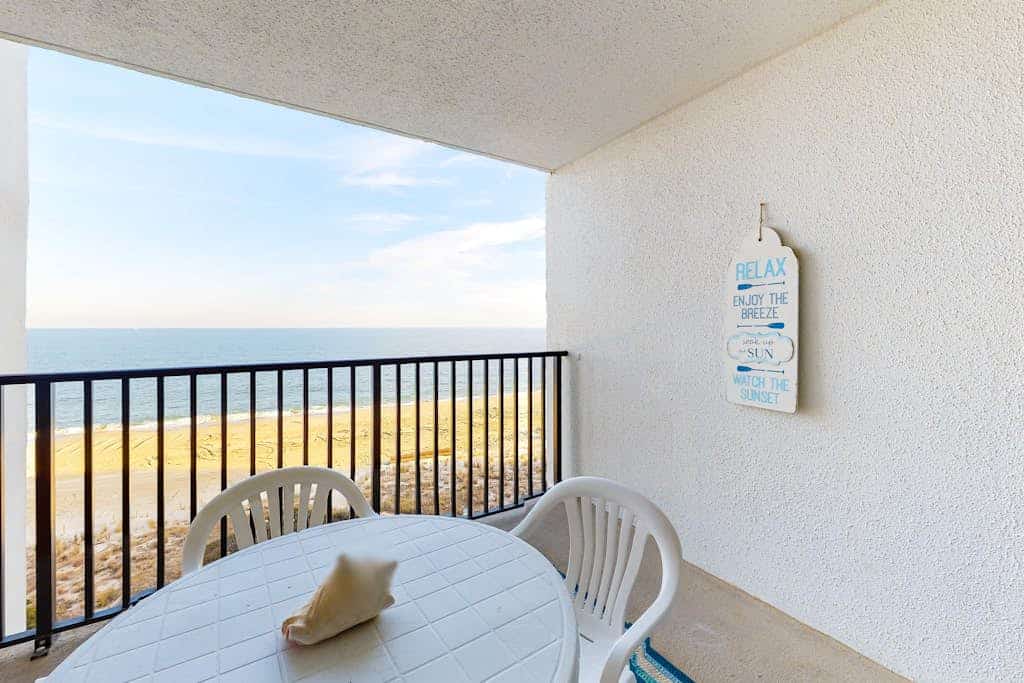 Oceanfront Condo with Sunrise Views, Balcony, AC, WiFi & Shared Outdoor Pool