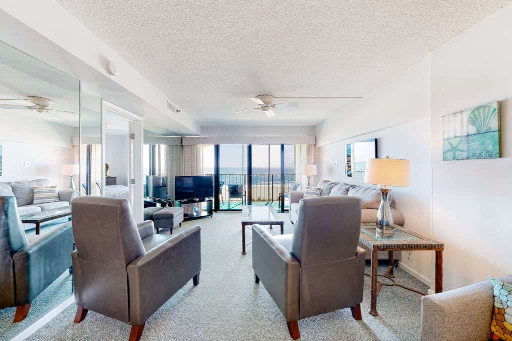 Newly updated, oceanfront condo with balcony, views & pool