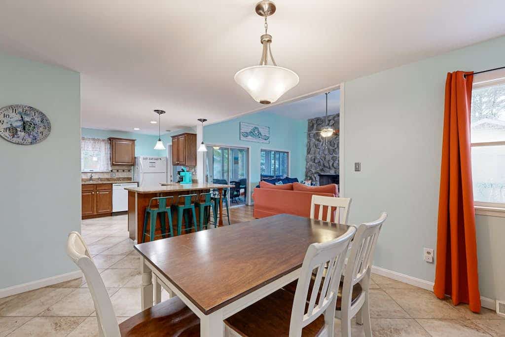 Dog-friendly coastal escape with yard and central AC - community amenities