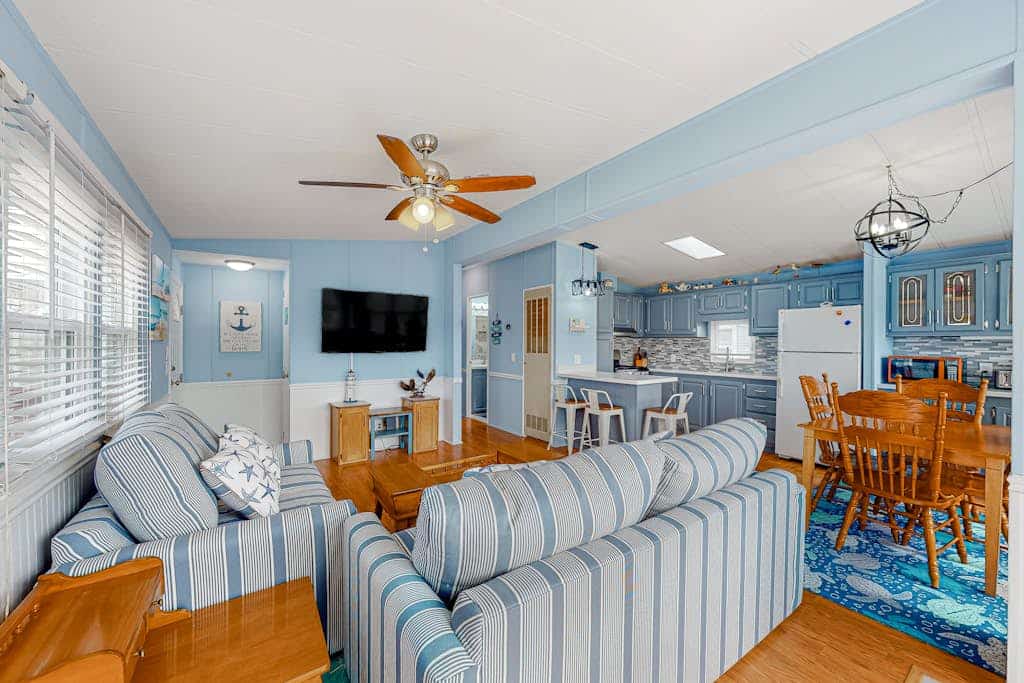 Quiet coastal home with patio & pool, close to Assateague & Ocean City