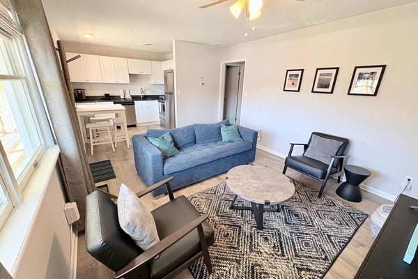 Northside condo near the beach with private balcony, full kitchen, AC, & W/D