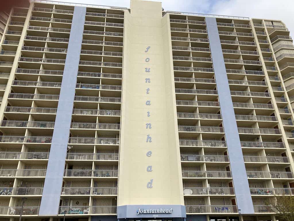 Oceanview condo with pool access plus central AC & washer/dryer