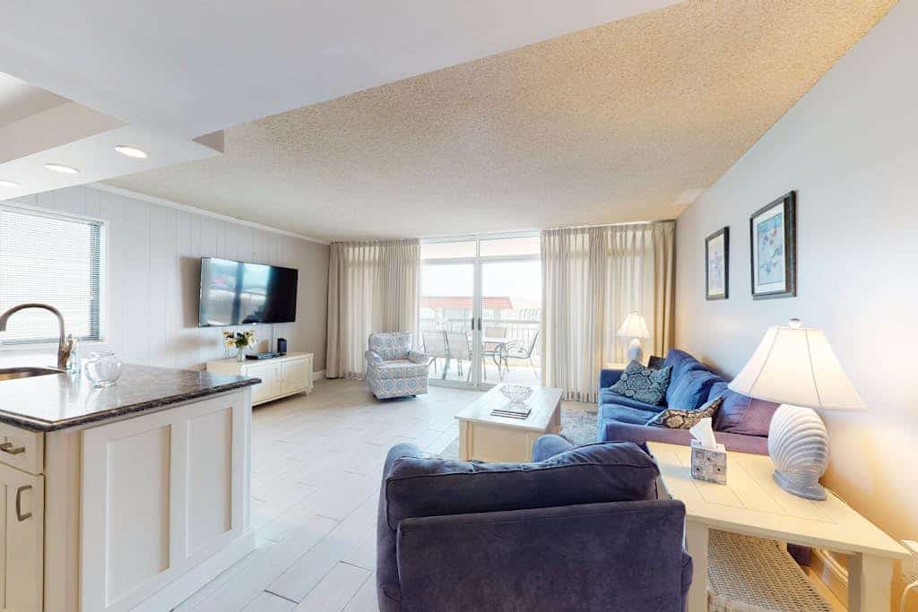 Oceanview condo with pool access plus central AC & washer/dryer