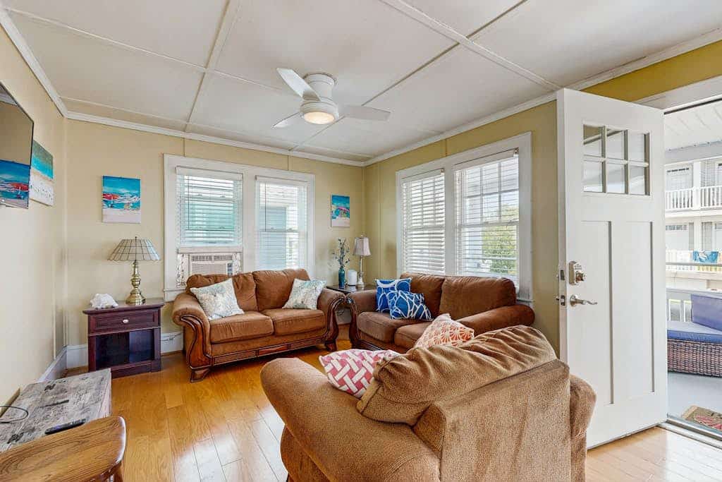 Family-Friendly Compound with Balcony, Porch, Grill, & WiFi - Walk to Beach